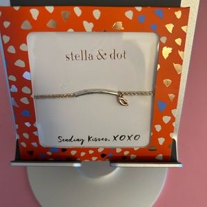 Stella and Dot bracelet new.